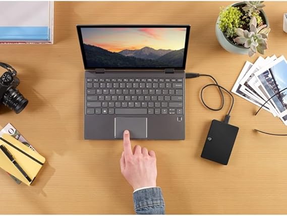 Seagate Expansion portable 4TB External Hard Drive HDD - 2.5 Inch USB 3.0, for Mac and PC with Rescue Data Recovery Services (STKM4000400)