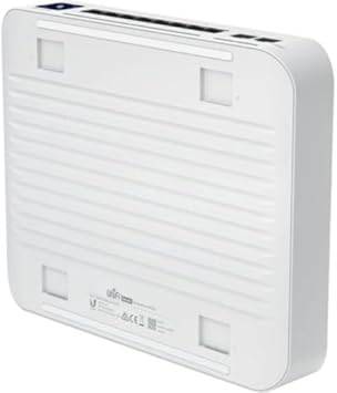 Ubiquiti Switch UniFi 8xRJ45 2,5G/2xSFP+ 10G Managed PoE+ Wall-Mountable, 1,3' Touchscreen, 120W PoE - USW-Enterprise-8-PoE